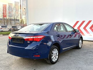 2013 Toyota Corolla XI (E160, E170, E180), синий, 1370000 рублей, вид 5