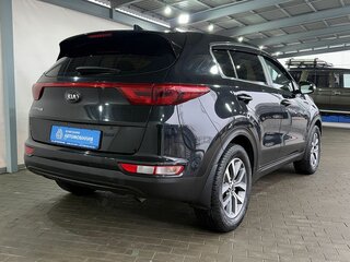 2018 Kia Sportage IV, чёрный, 2169000 рублей, вид 5