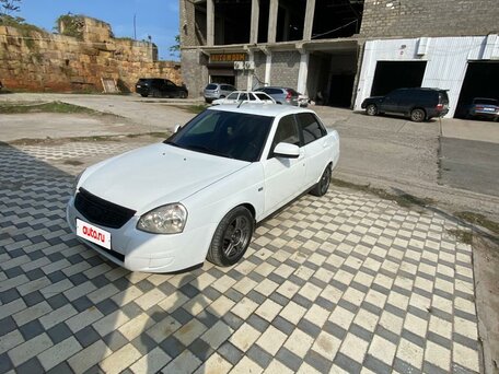 2013 Lada (ВАЗ) Priora I Рестайлинг, белый, 370000 рублей, вид 2