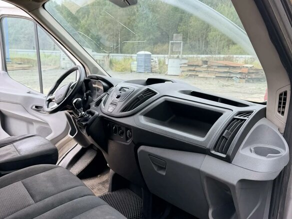 2017 Ford Transit, серебристый, 1050000 рублей - вид 7