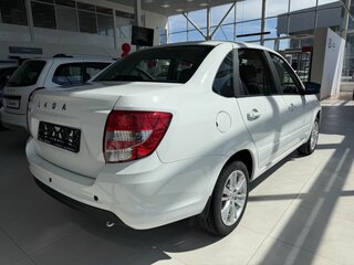 2026 Lada (ВАЗ) Granta I Рестайлинг, белый, 1218000 рублей, вид 3