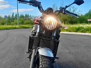 2019 Yamaha XSR700, красный, 639000 рублей, вид 5