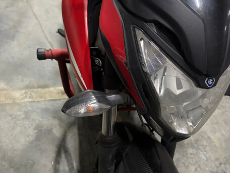 2022 Bajaj Pulsar NS 200, красный, 180000 рублей, вид 2