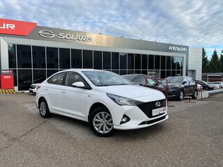 2022 Hyundai Solaris II Рестайлинг, белый, 1630490 рублей, вид 1