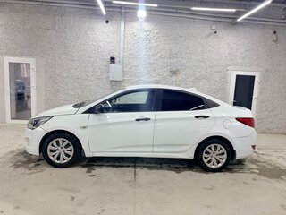 2015 Hyundai Solaris I Рестайлинг, белый, 539000 рублей, вид 2