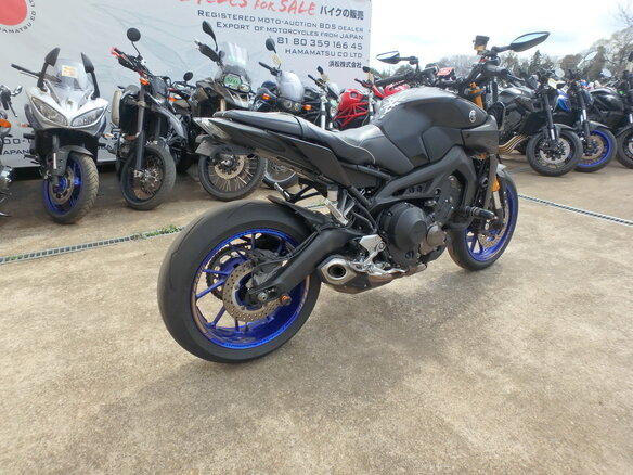2019 Yamaha MT-09 (FZ-09), чёрный, 900000 рублей - вид 6
