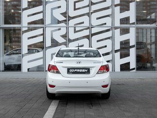 2011 Hyundai Solaris I, белый, 850000 рублей, вид 4