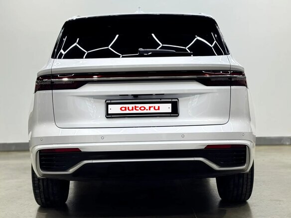 2026 Geely Monjaro I Рестайлинг 2 (China Market), белый, 4090000 рублей - вид 5