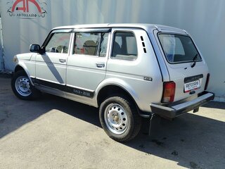 2011 Lada (ВАЗ) 2131 (4x4) I, серебристый, 399000 рублей, вид 3