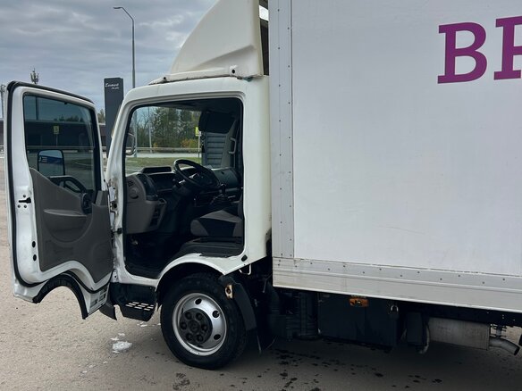 2011 Nissan Cabstar, белый, 1400000 рублей - вид 4
