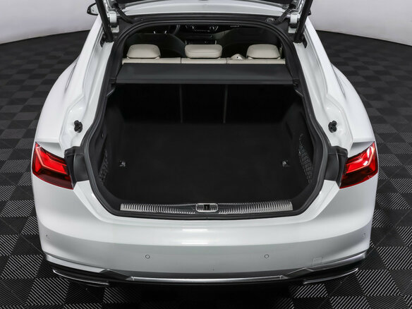 2022 Audi A5 Sportback 40 TFSI II (F5) Рестайлинг, белый, 4645000 рублей - вид 8