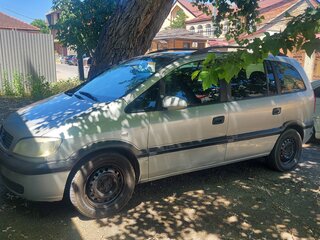 2001 Opel Zafira A, серебристый, 285000 рублей, вид 2