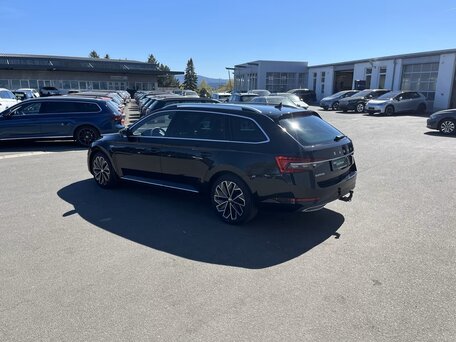 2023 Skoda Superb III Рестайлинг, чёрный, 3190000 рублей, вид 2