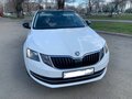 2017 Skoda Octavia III (A7), белый, 1170000 рублей - вид 5