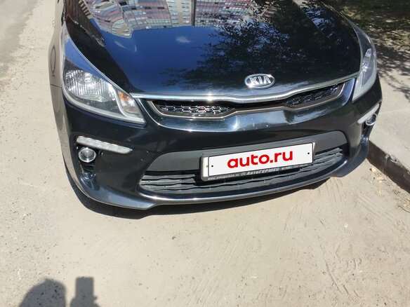 2019 Kia Rio IV, чёрный, 1700000 рублей - вид 1