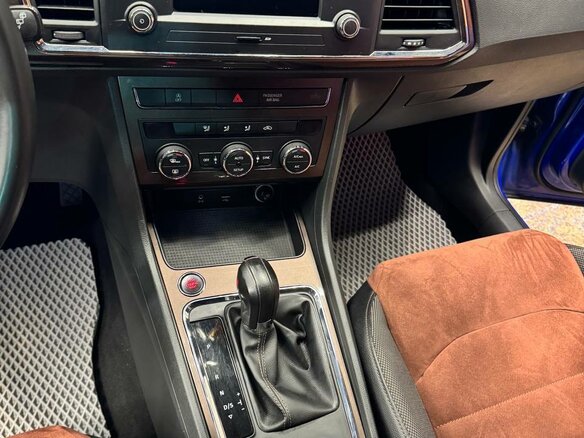 2019 SEAT Ateca I, синий, 1750000 рублей - вид 13