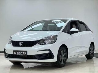 2022 Honda Fit IV Рестайлинг, белый, 1400000 рублей, вид 1