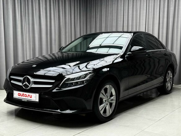 2019 Mercedes-Benz C-Класс 200 IV (W205) Рестайлинг, чёрный - вид 2