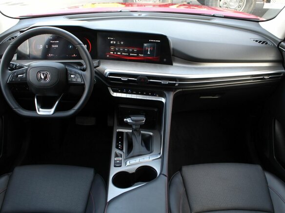 2024 Changan CS35 Plus I Рестайлинг, красный, 1820000 рублей - вид 14