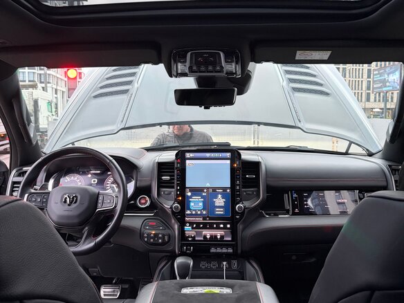 2025 Ram 1500 RHO V Рестайлинг, чёрный, 11000000 рублей - вид 11