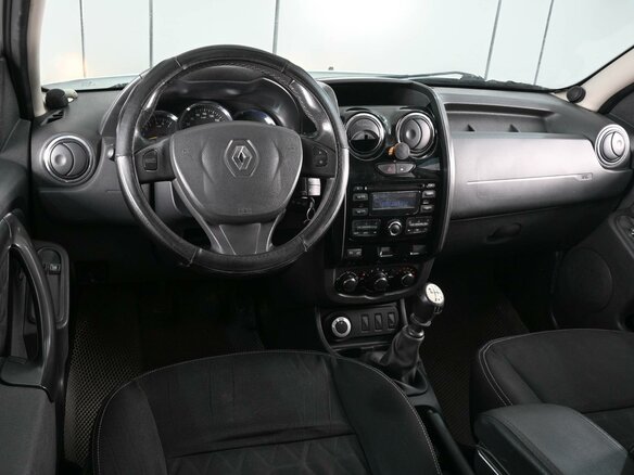 2016 Renault Duster I Рестайлинг, белый, 929000 рублей - вид 5