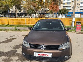 2011 Volkswagen Jetta VI, коричневый, 830000 рублей, вид 1