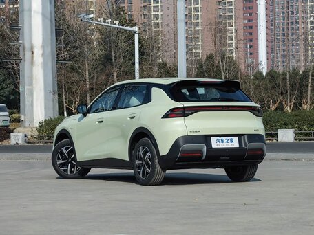 2026 Changan Qiyuan Q05 40.3 kWh II, белый, 1985000 рублей, вид 4