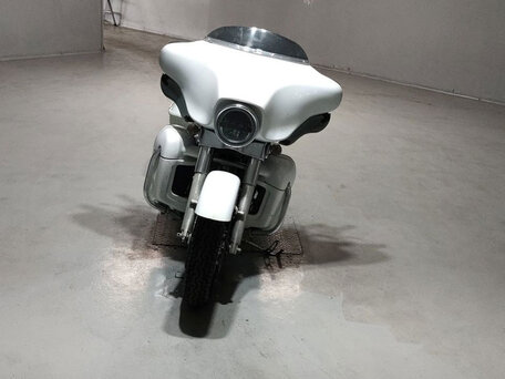 2008 Harley-Davidson Street Glide, белый, 537000 рублей, вид 3