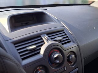 2004 Renault Megane II, красный, 230000 рублей, вид 3