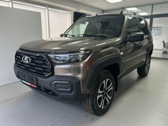 2026 Lada (ВАЗ) Niva Travel I Рестайлинг, коричневый - вид 4