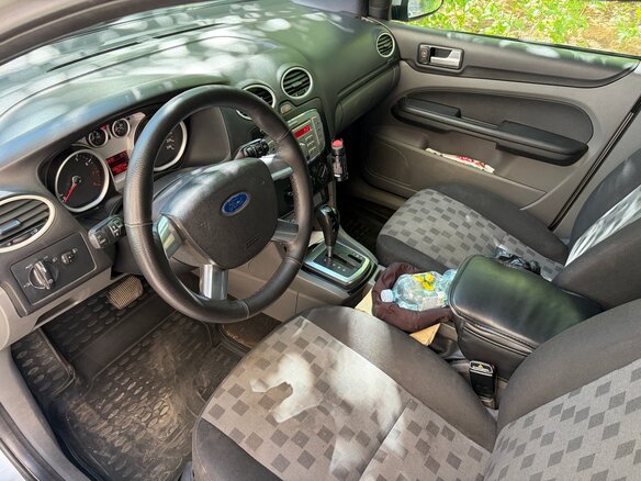 2008 Ford Focus II Рестайлинг, серый, 585000 рублей - вид 3