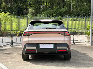 2026 Changan Qiyuan Q05 51.9 kWh II, розовый, 2390000 рублей, вид 4