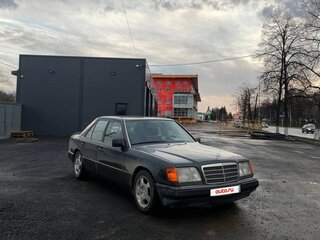 1990 Mercedes-Benz W124 230, серый, 699000 рублей, вид 3