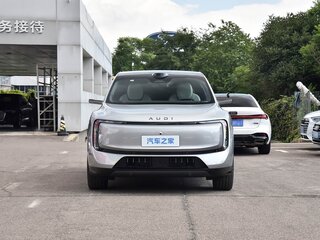 2026 Audi E7X, серебристый, 10506000 рублей, вид 2
