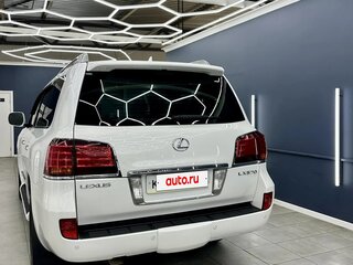2008 Lexus LX 570 III, белый, 3890000 рублей, вид 4