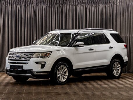 2018 Ford Explorer V Рестайлинг 2, белый, 2595000 рублей, вид 1