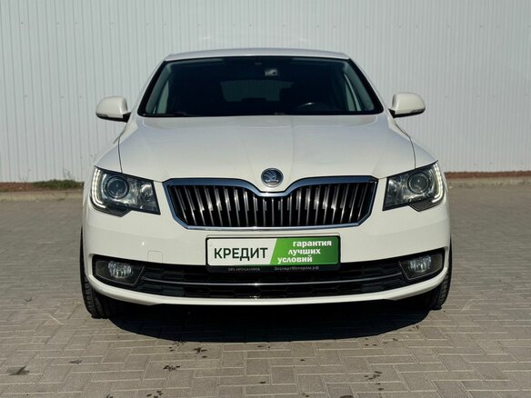 2014 Skoda Superb DSG II Рестайлинг, белый - вид 2