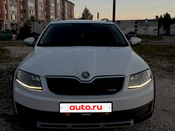2017 Skoda Octavia Scout III (A7), белый, 1840000 рублей - вид 1