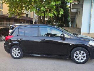 2012 Nissan Tiida I Рестайлинг, коричневый, 550000 рублей, вид 4