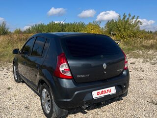 2010 Renault Sandero I, серый, 330000 рублей, вид 5