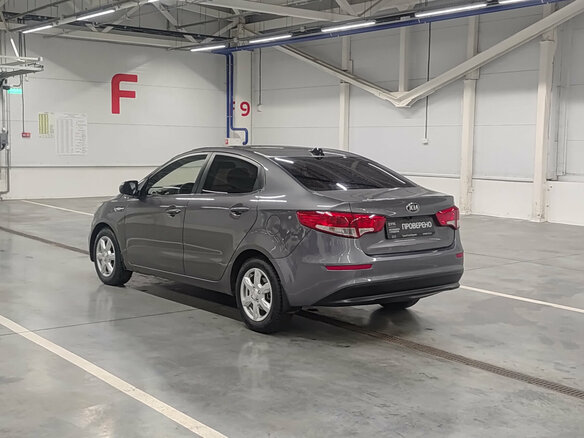 2016 Kia Rio III Рестайлинг, серый, 870000 рублей - вид 6