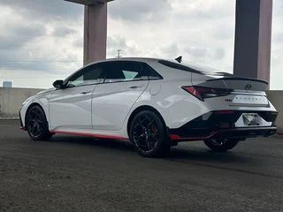 2023 Hyundai Elantra VII (CN7) Рестайлинг, белый, 2191000 рублей, вид 3