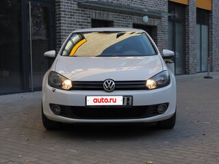 2010 Volkswagen Golf VI, белый, 975000 рублей, вид 3