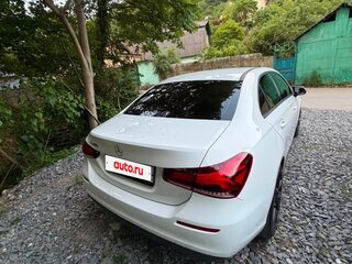 2019 Mercedes-Benz A-Класс 200 IV (W177), белый, 2000000 рублей, вид 4