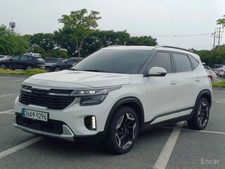 2022 Kia Seltos I Рестайлинг, белый, 1975028 рублей, вид 3