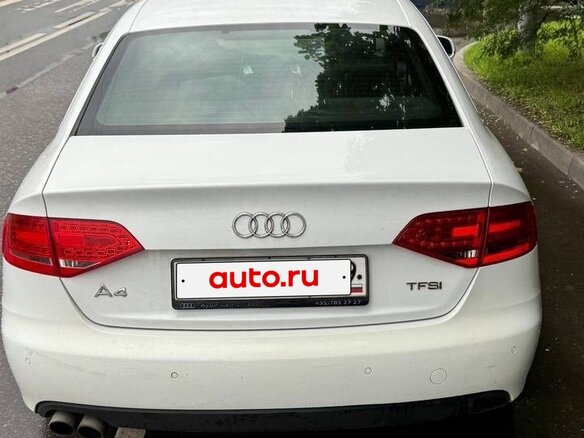 2011 Audi A4 IV (B8), белый - вид 3