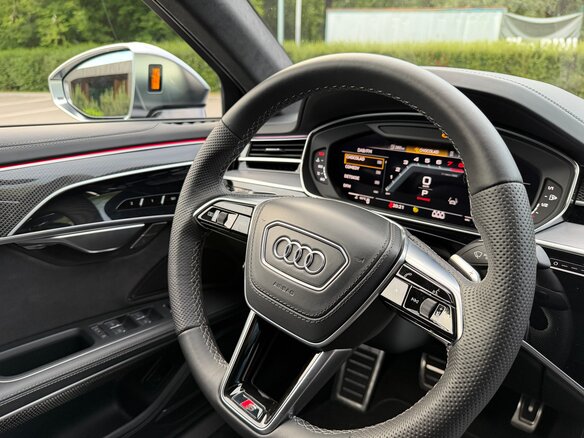 2023 Audi S8 IV (D5) Рестайлинг, чёрный - вид 15