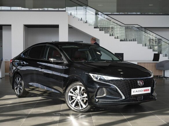 2026 Changan Eado Plus I, чёрный, 2643201 рублей - вид 2