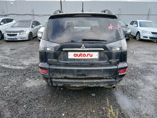 2011 Mitsubishi Outlander II Рестайлинг, чёрный, 750000 рублей, вид 4