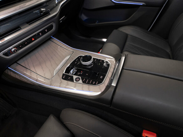 2024 BMW X7 40d I (G07) Рестайлинг, белый, 13600000 рублей - вид 23